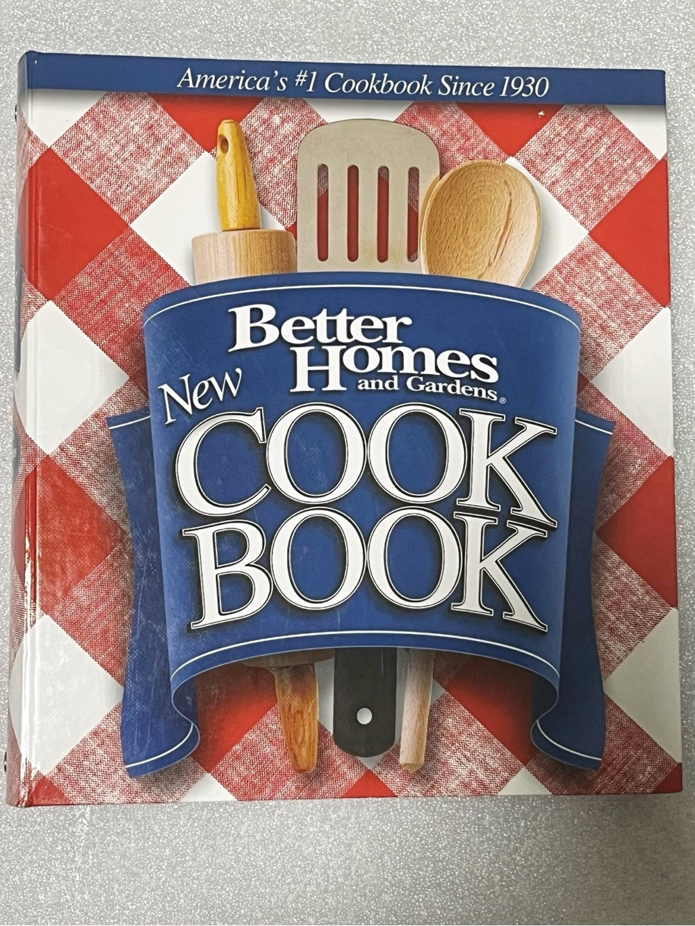 Better Homes and Gardens collectible ring binder New Cook Book